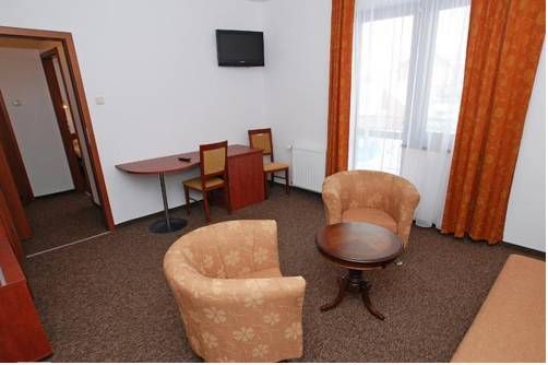 Hotel Photo 12