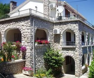 Apartments Kestenovi Dvori Opric Croatia