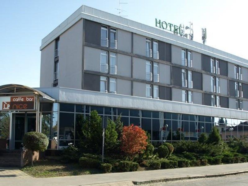 Hotel Photo 23