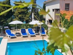 Apartments Villa Natali - Heating Pool Trogir Croatia