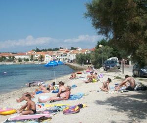 Apartments Mirjana Donje Petrcane Croatia