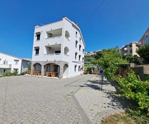 APARTMENTS BARBARA Baska Croatia
