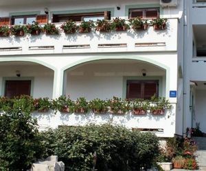 Apartments Frgacic Baska Croatia