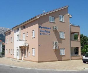 Apartments Crneković Baska Croatia