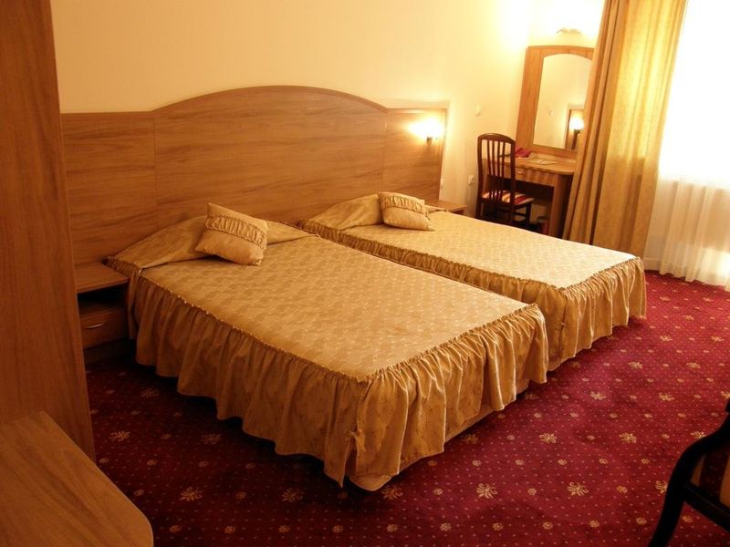 Hotel Photo 1