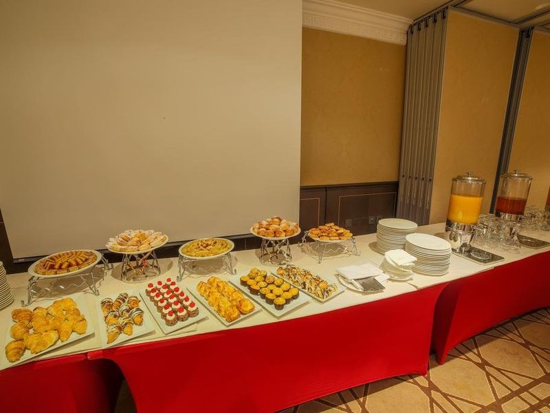 Hotel Photo 12