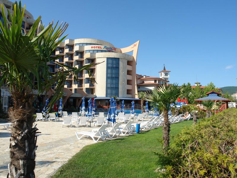 Hotel Photo 1