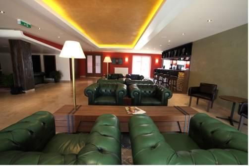 Hotel Photo 12