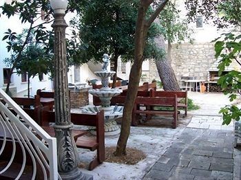 صورة الفندق 8
