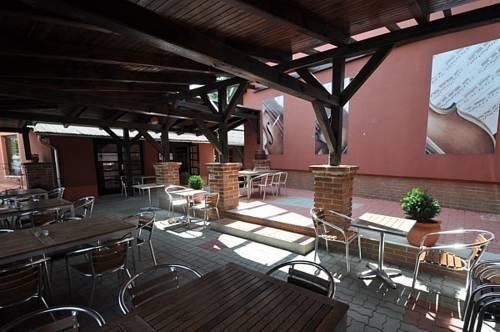 Hotel Photo 11