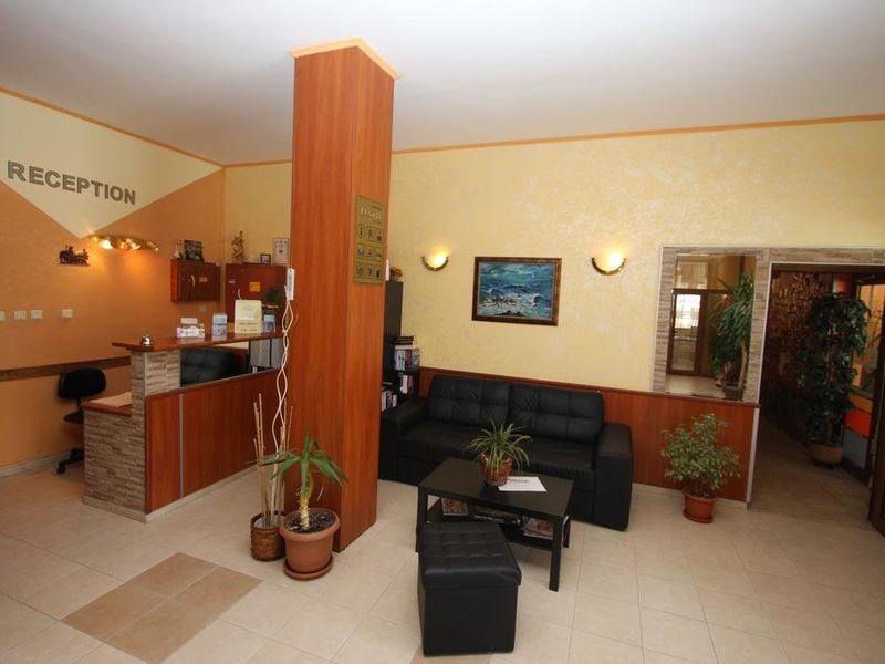 Hotel Photo 11