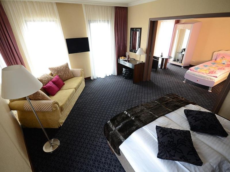 Hotel Photo 6