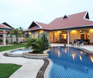The Chase & Foxlea Executive Pool Villas Pattaya Thailand