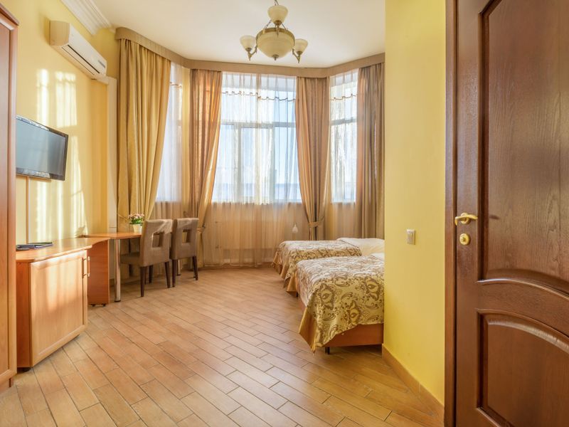 Hotel Photo 1