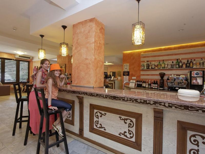 Hotel Photo 11