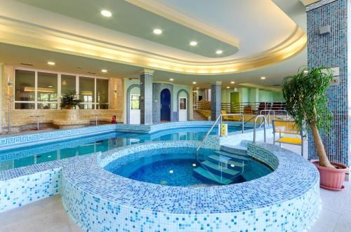 Hotel Photo 10