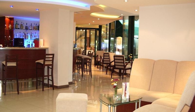 Hotel Photo 9