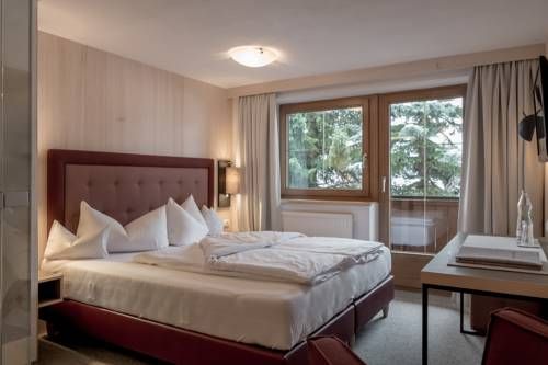 Hotel Photo 11