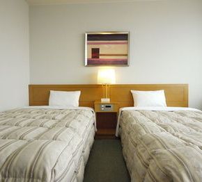 NearBy Hotel
