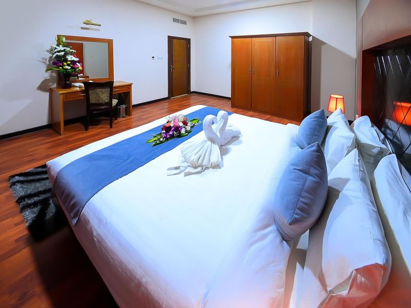 Hotel Photo 1
