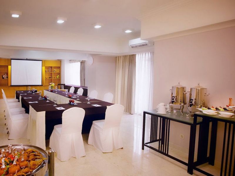 Hotel Photo 11