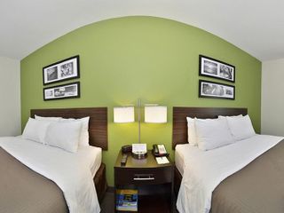 Hotel pic Sleep Inn & Suites Haysville