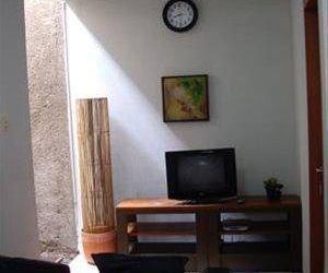 Neina Guest House Bandung Indonesia