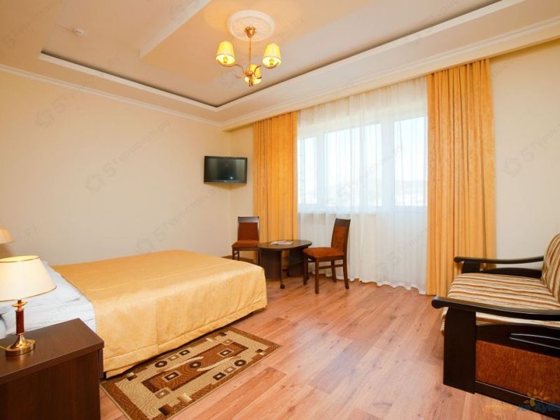 Hotel Photo 1