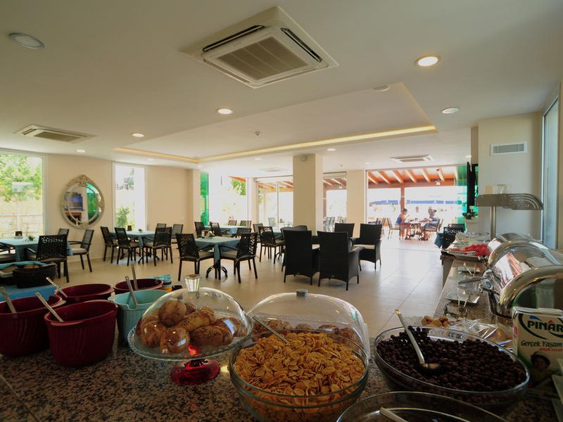 Hotel Photo 11