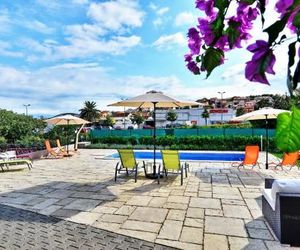 Bretia Apartments Sutivan Croatia