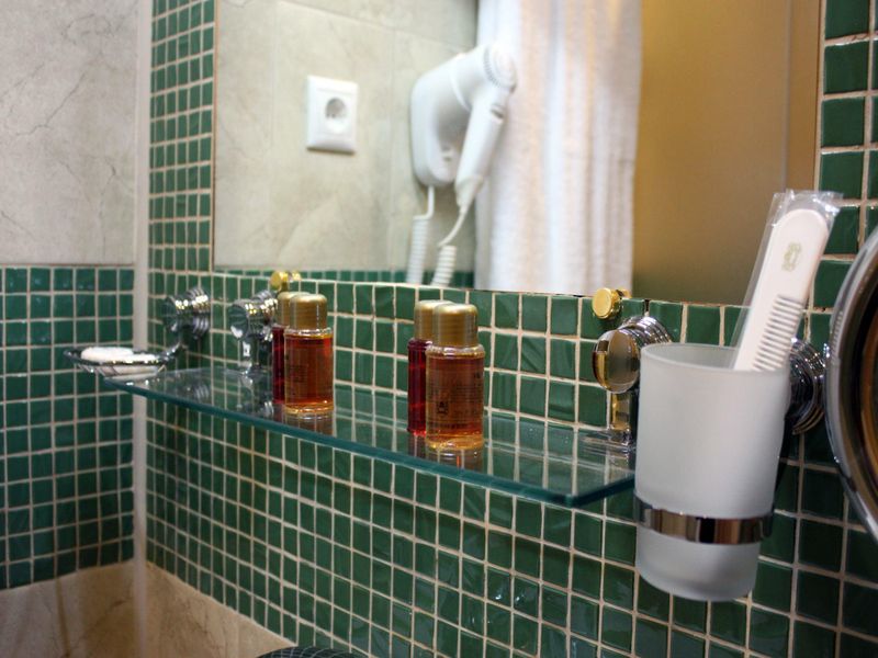Hotel Photo 9