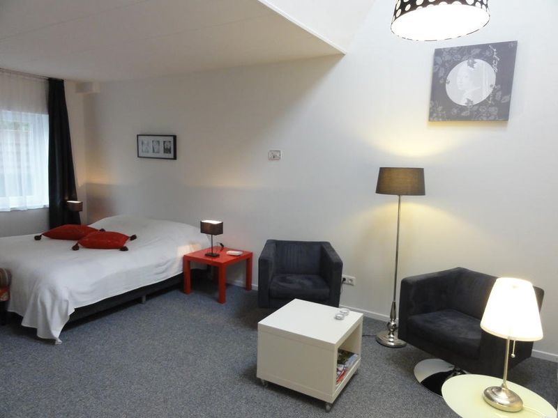 Hotel Photo 1