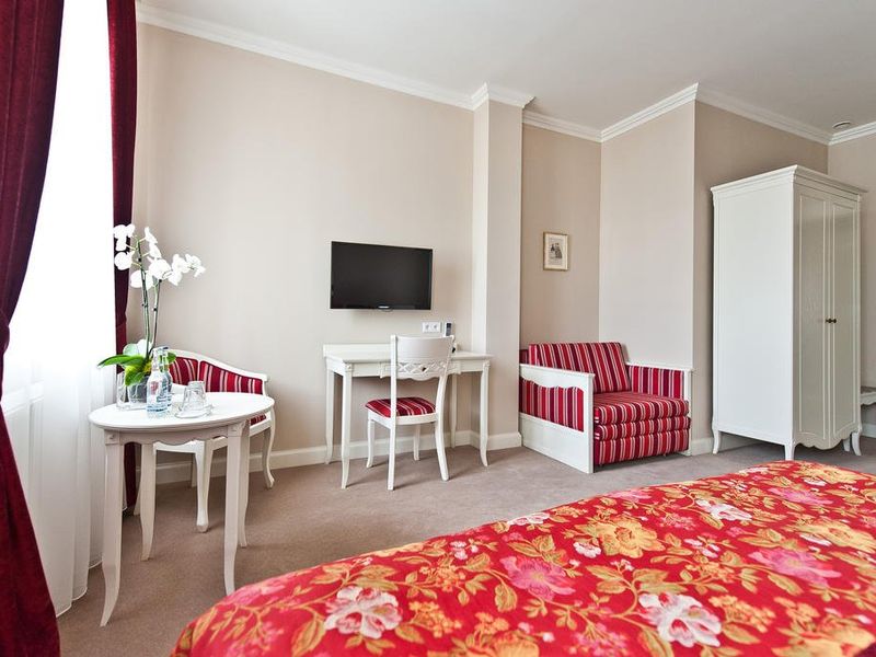 Hotel Photo 7