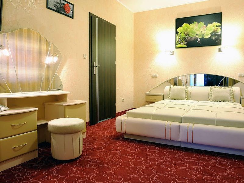 Hotel Photo 1