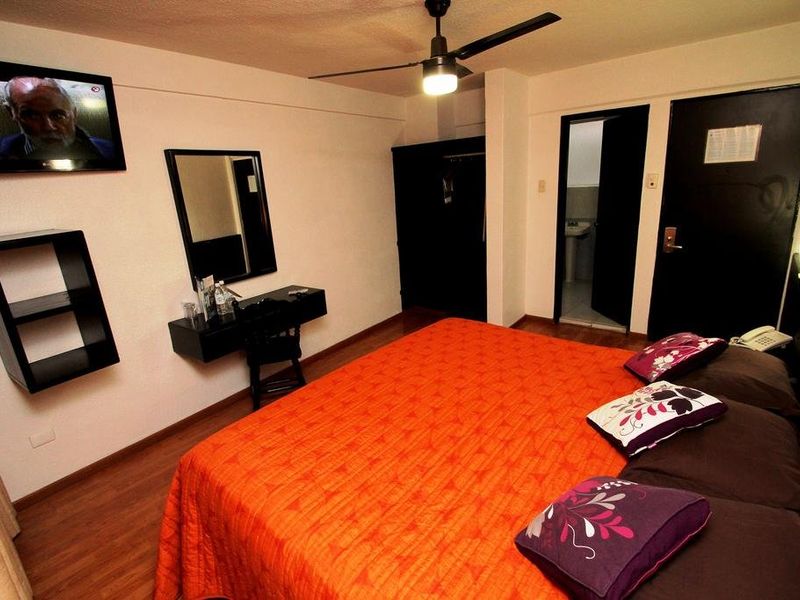 Hotel Photo 6