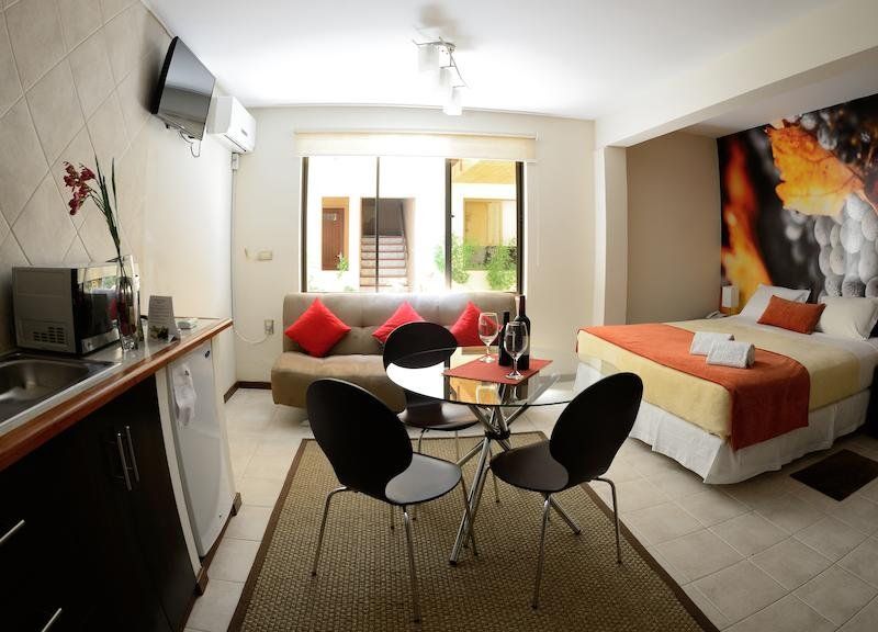 Hotel Photo 1