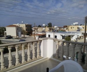Pari Holiday Apartments Chloraka Cyprus