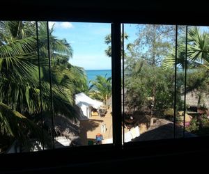 Sea Rock Beach Hotel Arugam Bay Sri Lanka