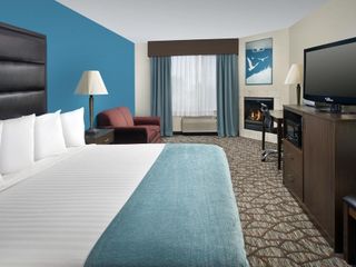 Фото отеля Holiday Inn Express & Suites Lincoln City, an IHG Hotel