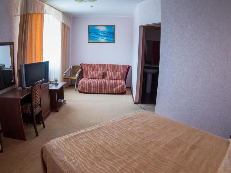Hotel Photo 8
