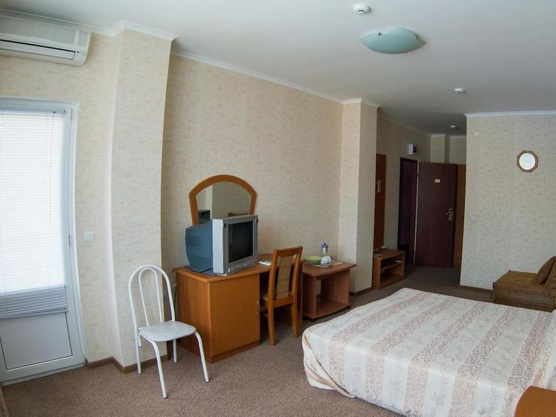 Hotel Photo 9