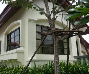 VIP Condochain - Villa by Ban Samlang Ban Bo Fai Thailand