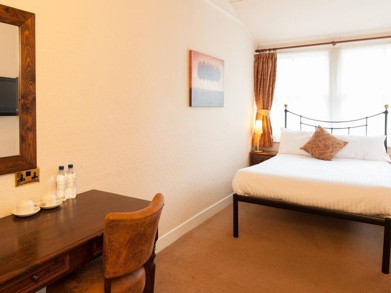 Hotel Photo 6