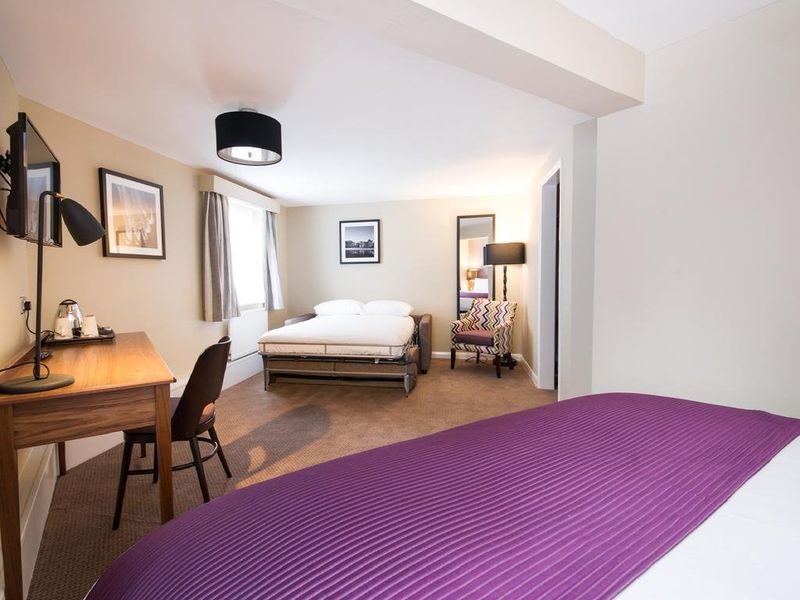 Hotel Photo 3