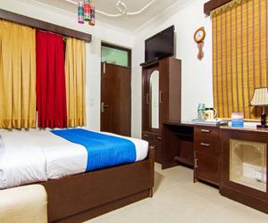 OYO 18598 Hotel Satya Palace Samalka India
