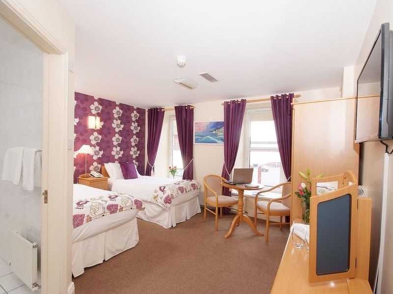 Hotel Photo 6