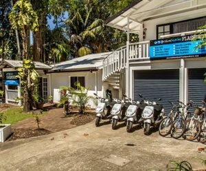 Cairns Beaches Flashpackers Palm Cove Australia