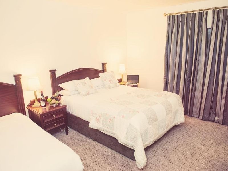 Hotel Photo 3