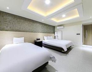 White Hotel Suwon South Korea