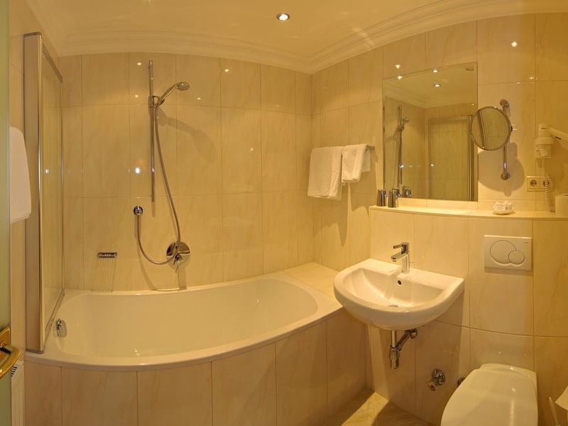 Hotel Photo 12